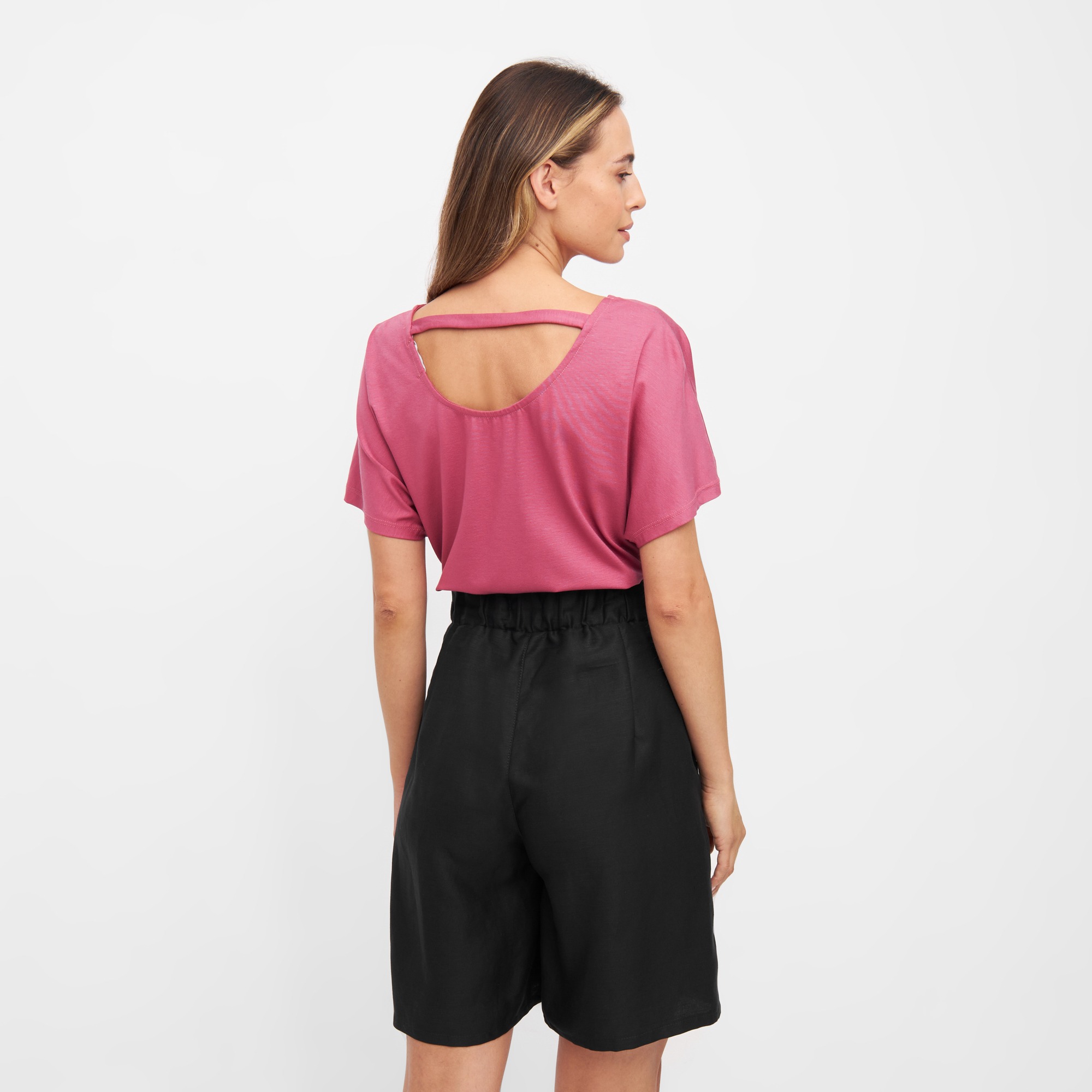 Rückenfreies Shirt FARI Pink aus TENCEL® Modal Jersey