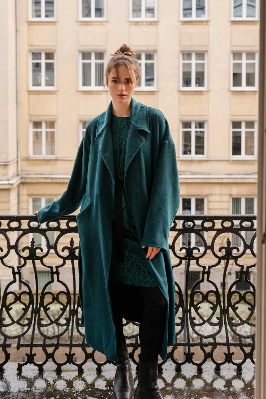 Oversize Mantel mit Wolle – Sample in Petrol – Bild 2