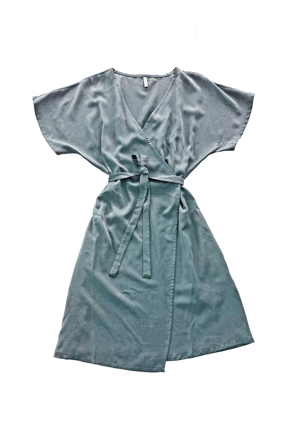 Wickelkleid aus Tencel in Teal mit halblangen weiten Kimono-Ärmeln