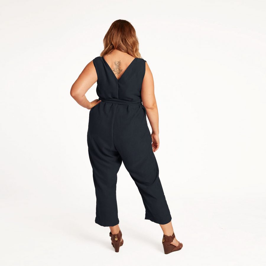 Dunkelblauer Overall aus Tencel