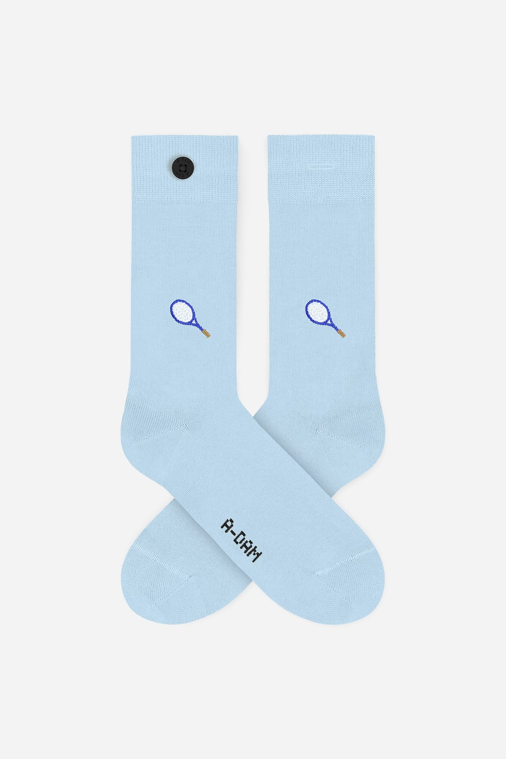 Hellblaue Socken mit Tennisschläger-Motiv von A-dam, Ansicht von vorne