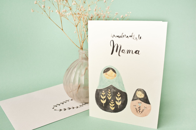 Klappkarte für die Mama mit Matroschka zum Muttertag oder Frauentag