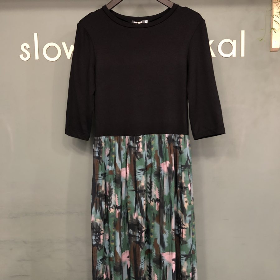 Preloved Kleid MIXI schwarz/aquarell Print aus ECOVERO®