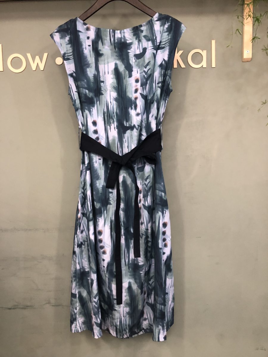 Preloved ADELE Kleid mit Aquarell-Muster aus TENCEL® – Bild 3