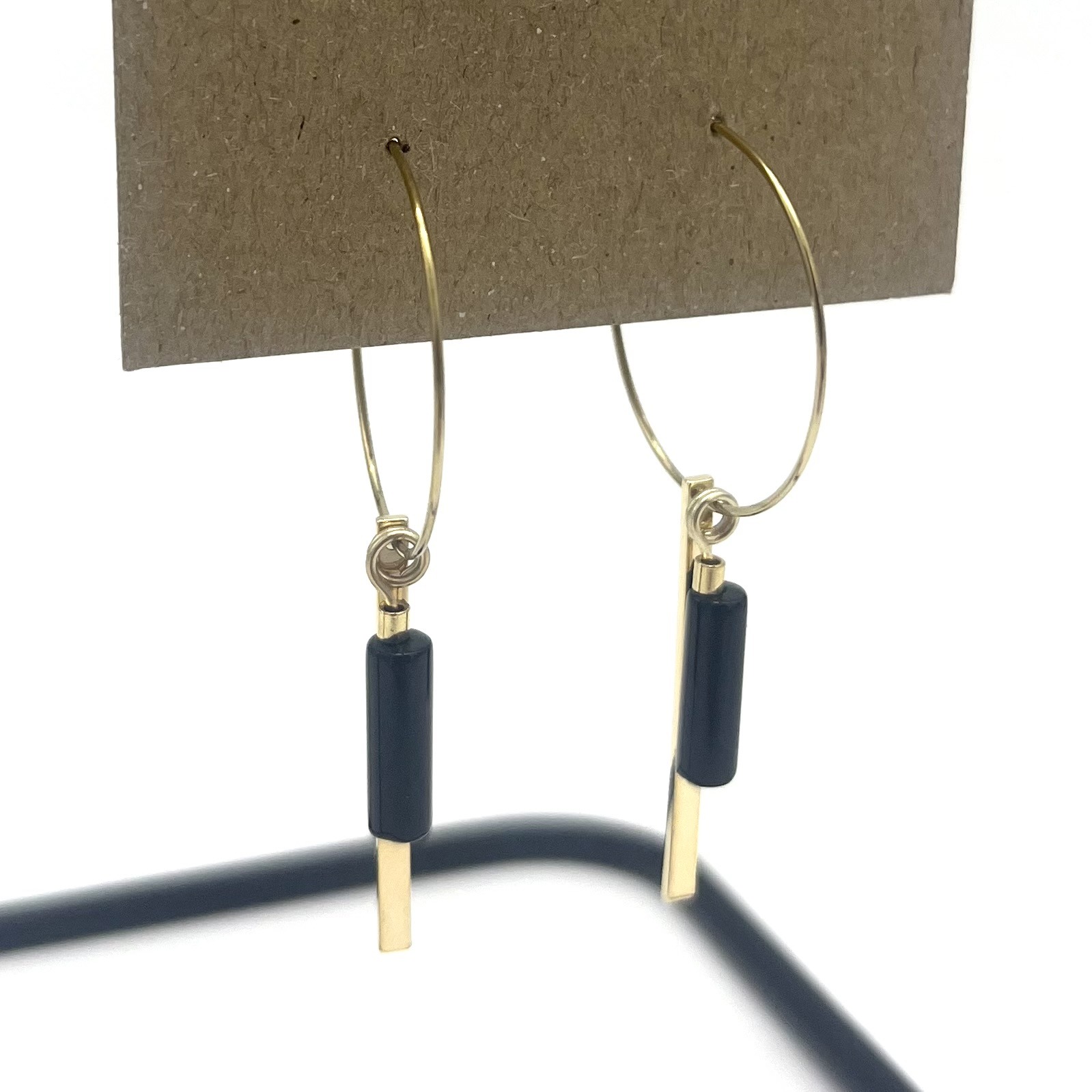 Pivot Ohrstecker von Vagabund Objects - Schwarzer Jaspis