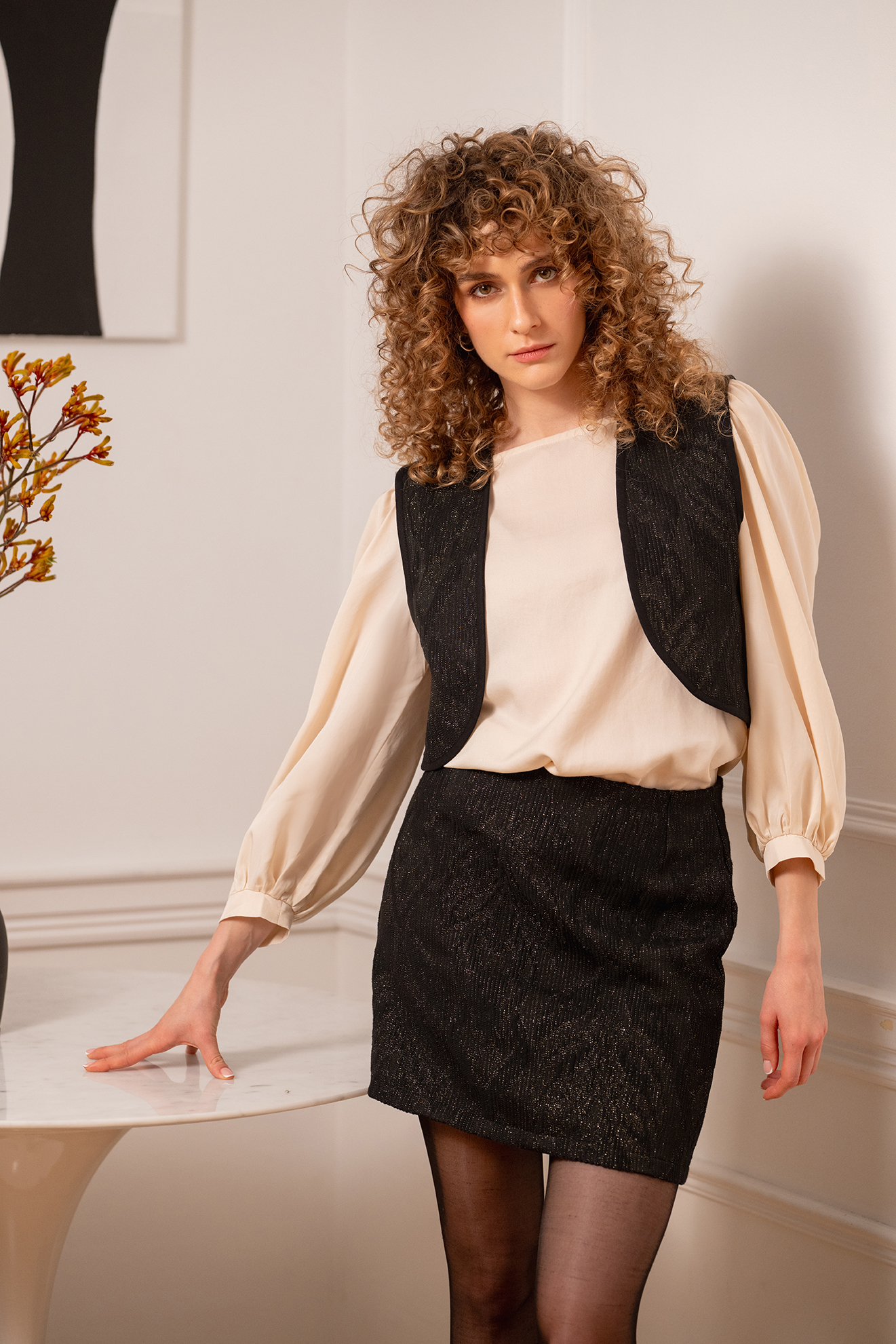 Kurzweste MIA Glitter Black – Bild 6