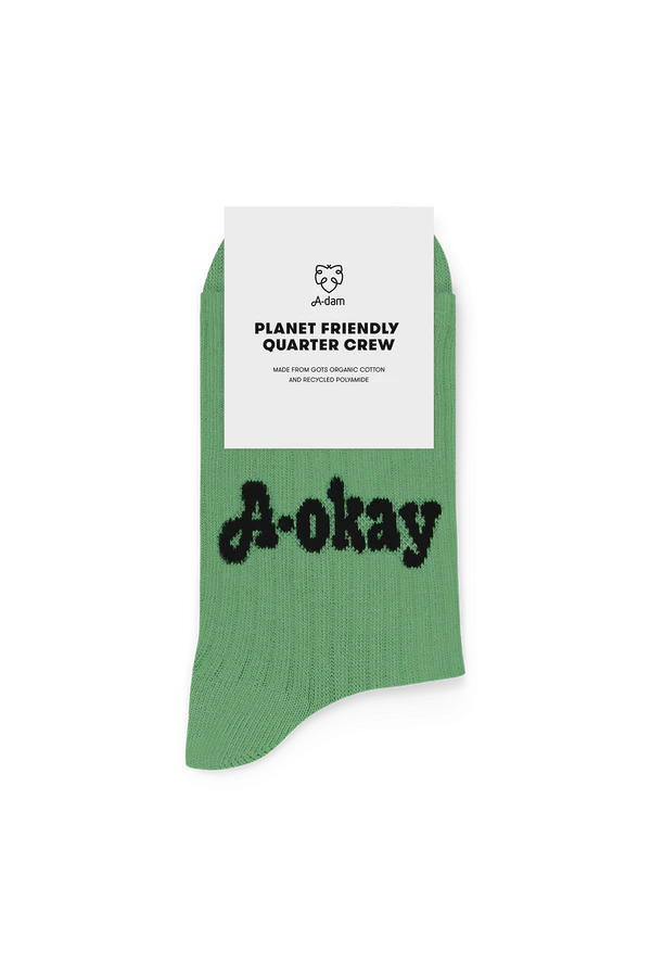 A-dam Socken in Grün mit a-okay aufschrift