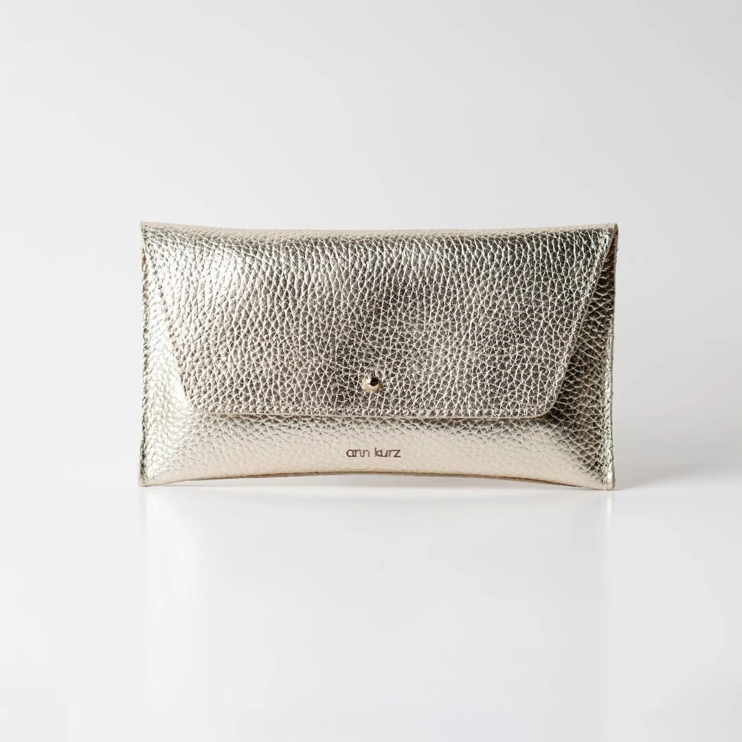 goldene Ledergeldbörse aus metallic Leder von Ann Kurz