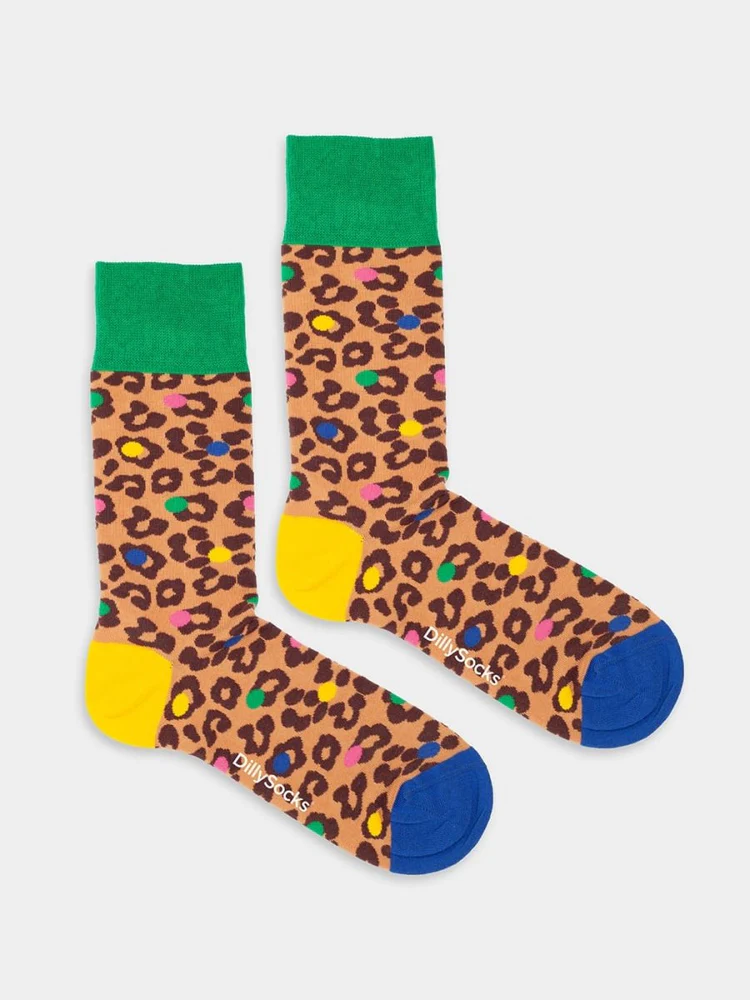 Bunte Unisex-Socken mit Leopardenmuster „Leo Spots“ aus Bio-Baumwolle von Dilly Socks, nachhaltig & fair produziert in der Türkei.