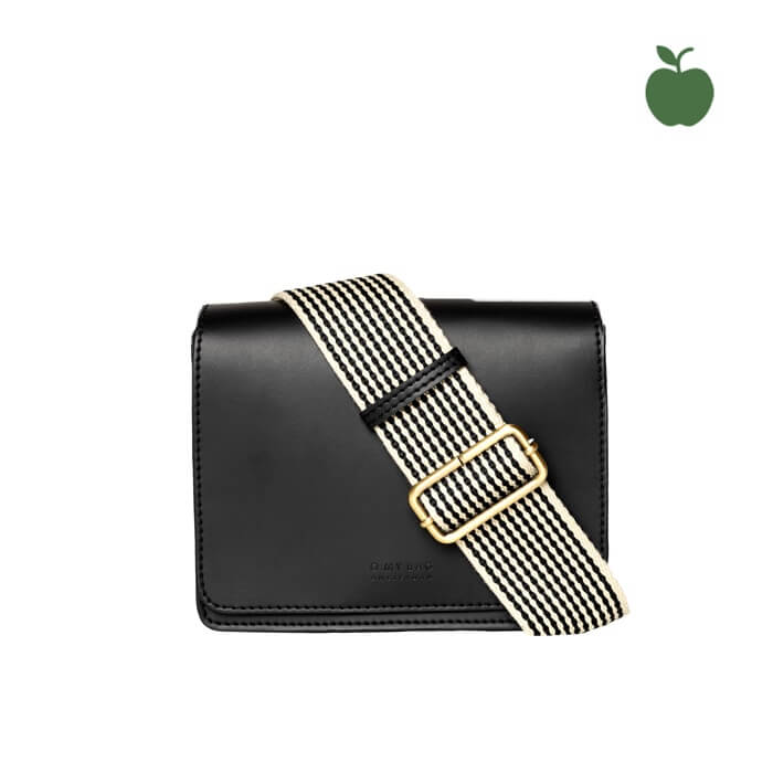 schwarze kleine Handtasche aus veganem Apfelleder von O My Bag