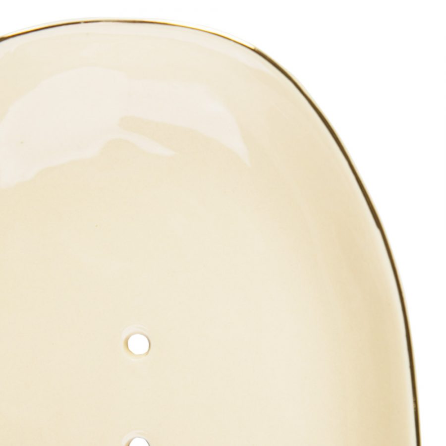 ovale Seifenschale Classic aus Keramik in Beige mit zart goldenem Rand von Tranquillo